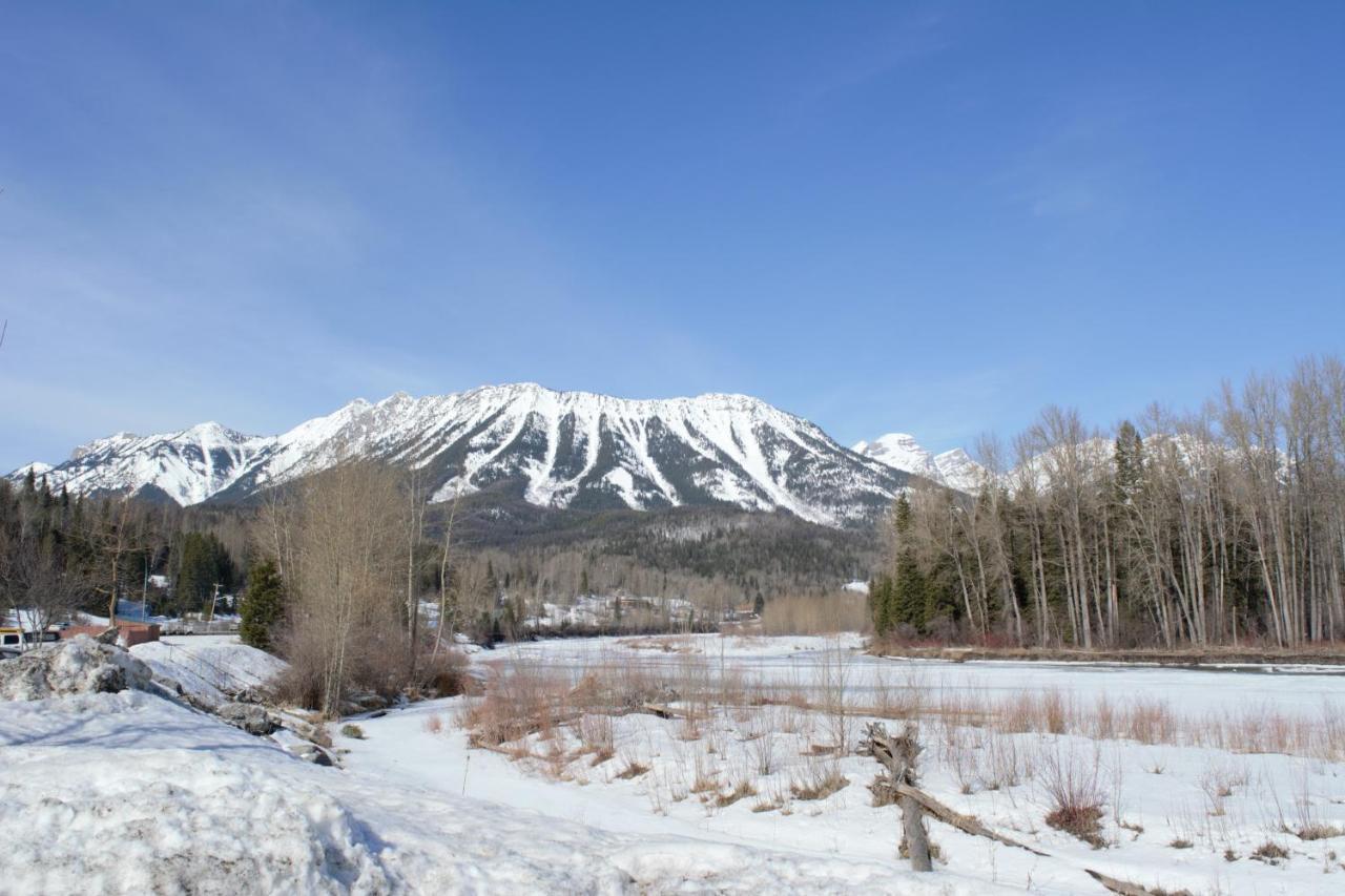 Fernie Stanford Resort Bagian luar foto