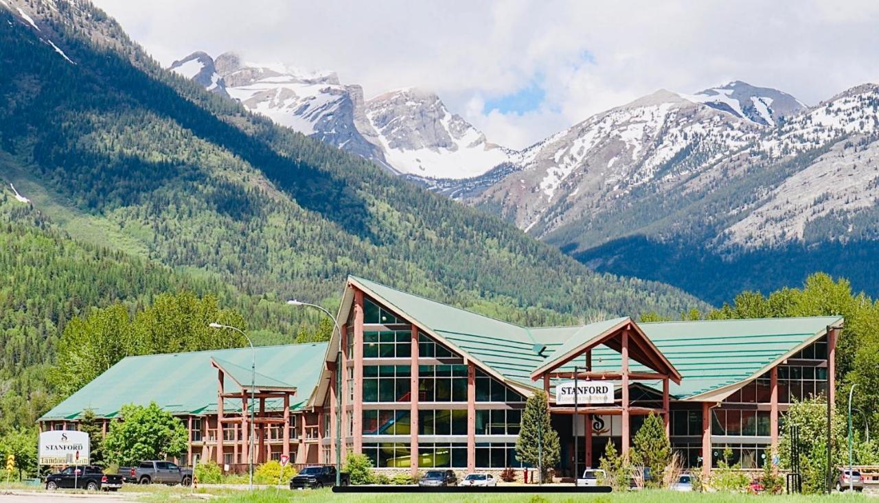Fernie Stanford Resort Bagian luar foto