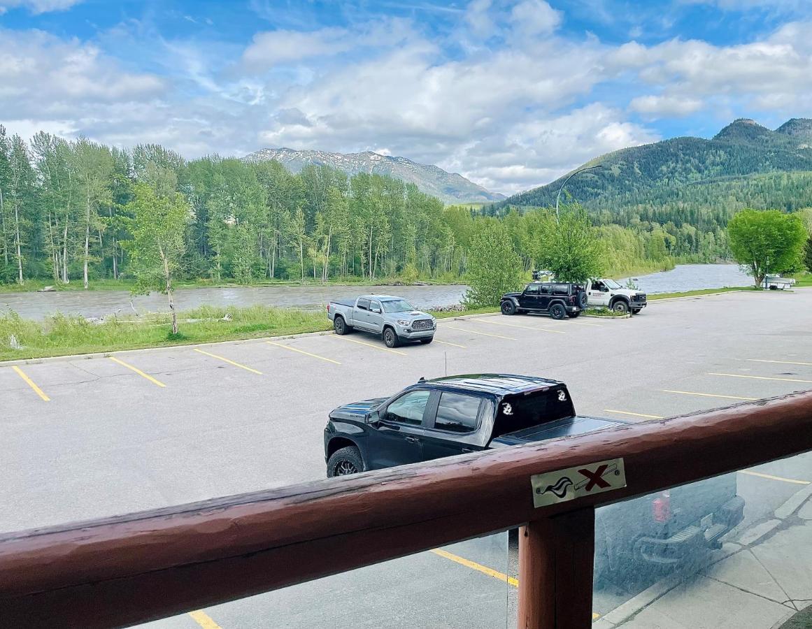 Fernie Stanford Resort Bagian luar foto