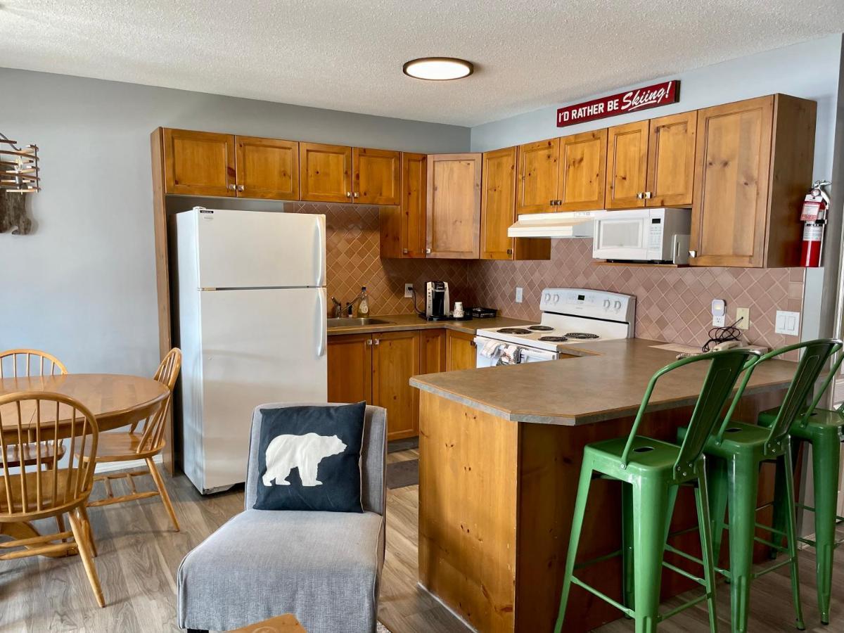 Fernie Stanford Resort Bagian luar foto