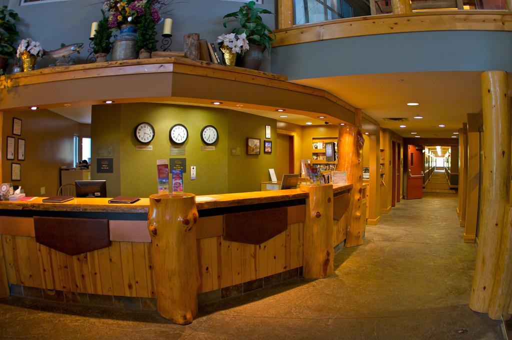 Fernie Stanford Resort Bagian luar foto